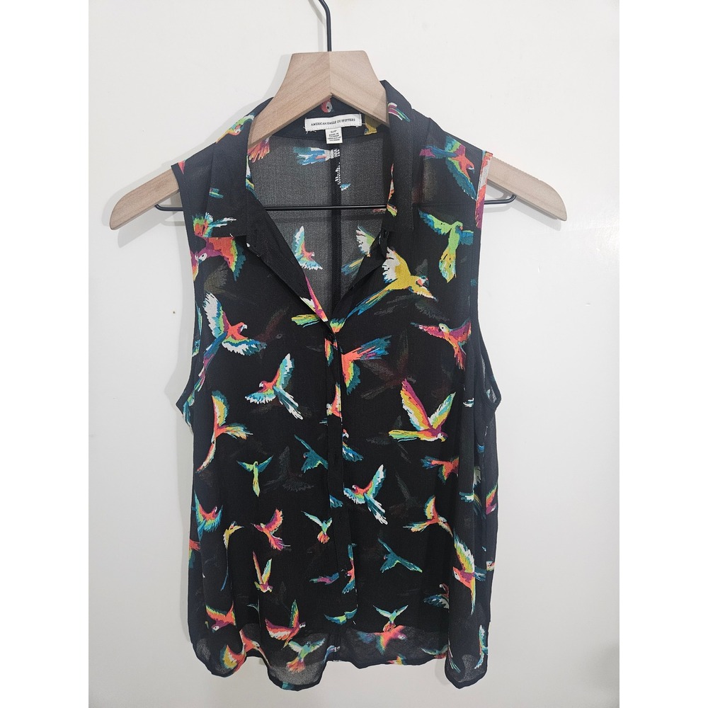 American Eagle Parrot Print Sleevelessโ Button Down Top Black Chiffon Small